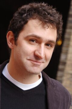 Джонатан Страуд Джонатан Страуд