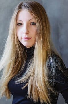 Вікторія Амеліна Вікторія Амеліна