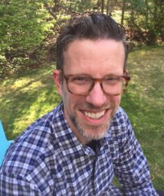 Крейг Канапарі Крейг Канапарі