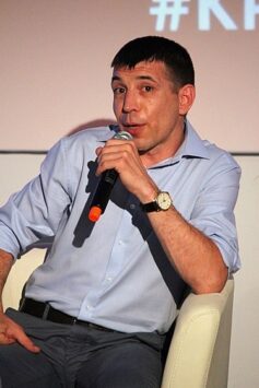 Сергій Сергійович (Saigon) Сергій Сергійович (Saigon)