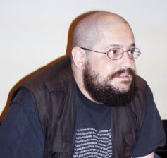Чарльз Стросс Чарльз Стросс