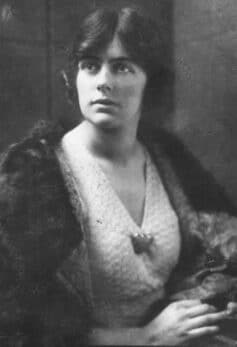 Джоан Ліндсі Джоан Ліндсі