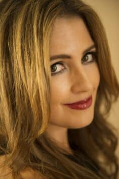 Дженніфер Нівен Дженніфер Нівен