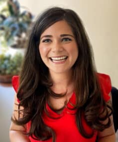 Логан Урі Логан Урі