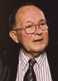 Чалмерс Джонсон Чалмерс Джонсон