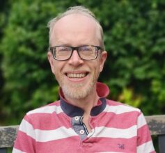 Елістер Макконвіл Елістер Макконвіл