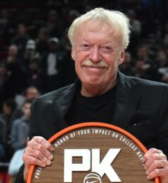 Філ Найт Філ Найт