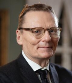 Джеймс Робінсон Джеймс Робінсон