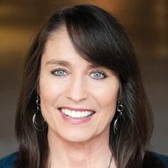 Лінн Россі Лінн Россі