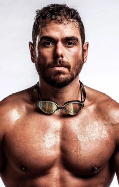 Росс Еджлі Росс Еджлі