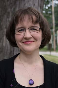 Стефані Бьорджис Стефані Бьорджис