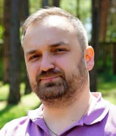 Артемій Кірсанов Артемій Кірсанов