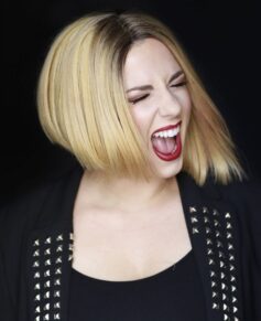 Еш Амбірдж Еш Амбірдж