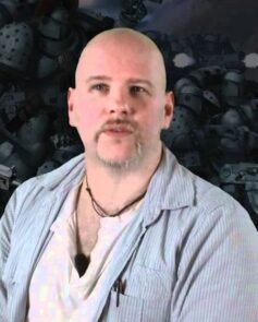 Ґрем Мак-Нілл Ґрем Мак-Нілл