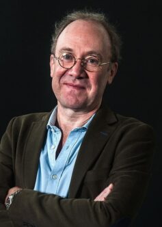 Бен Макінтайр Бен Макінтайр