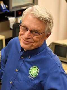 Роберт Мартін Роберт Мартін