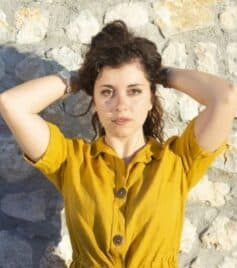 Джулія Де Амічіс Джулія Де Амічіс