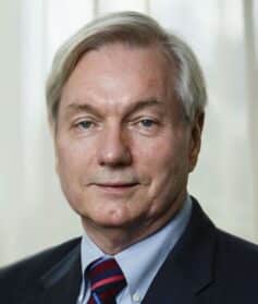 Майкл Остергольм Майкл Остергольм