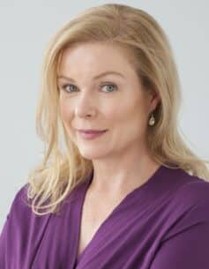 Дженніфер Раян Дженніфер Раян