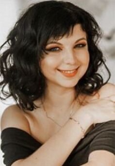 Анастасія Алешичева Анастасія Алешичева