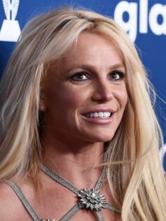 Брітні Спірс Брітні Спірс