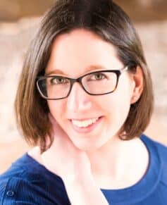 Фріда Мак-Фадден Фріда Мак-Фадден