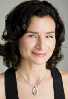 Б. Р. Маєрс Б. Р. Маєрс