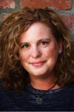 Ешлі Елстон Ешлі Елстон