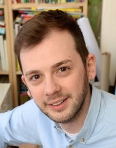 Алекс Т. Сміт Алекс Т. Сміт