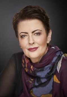 Луенн Дж. Сміт Луенн Дж. Сміт