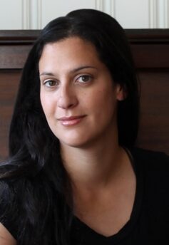 Елль Кеннеді Елль Кеннеді