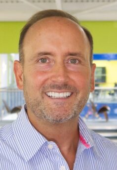 Кріс Ґріффітс Кріс Ґріффітс