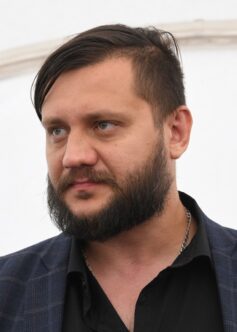 Дмитро Крапивенко Дмитро Крапивенко