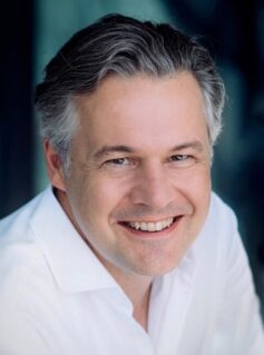 Клаус Бернхардт Клаус Бернхардт