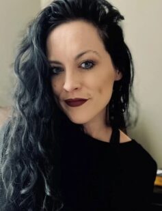 Алексіс Менард Алексіс Менард