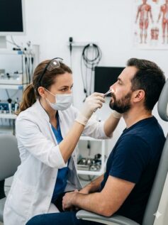 Коли потрібна операція при поліпах у носі: рекомендації ЛОР-хірургів Medical Plaza